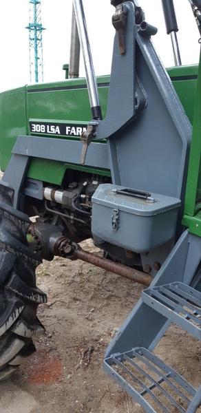 FENDT 85 cv DT TRATTORE CON CARICATORE STOLL-B28DDD37-49C2-4554-9FA7-A38AD68937D3.jpeg
