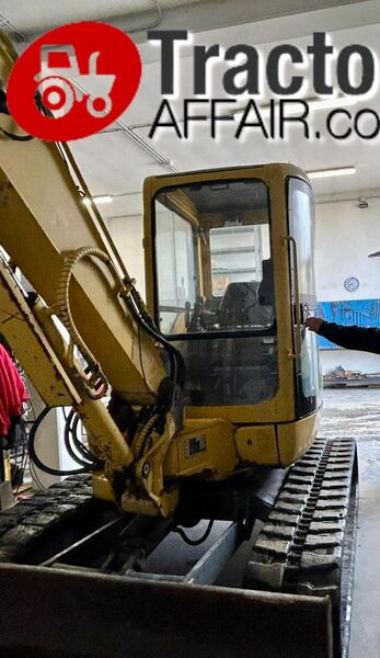 ESCAVATORE KOMATSU PC 45 R CE -f6b7b776-d28a-44ab-b656-af4f9ee094a6.jpg