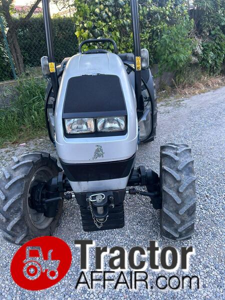 TRATTORE LAMBORGHINI R1 35 CV DT FRUTTETO 4X4 -PHOTO-2024-04-19-20-02-29.jpg