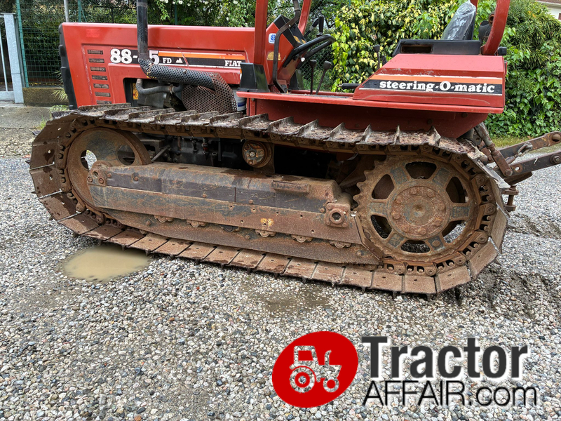 TRATTORE CINGOLATO FIAT 88-85 C CARRO  MONTAGNA 88 CV USATO-PHOTO-2025-04-18-10-50-38.jpg